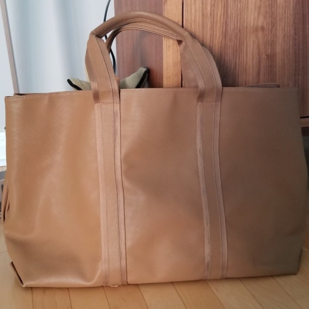 bottega veneta carmel brown tote bag